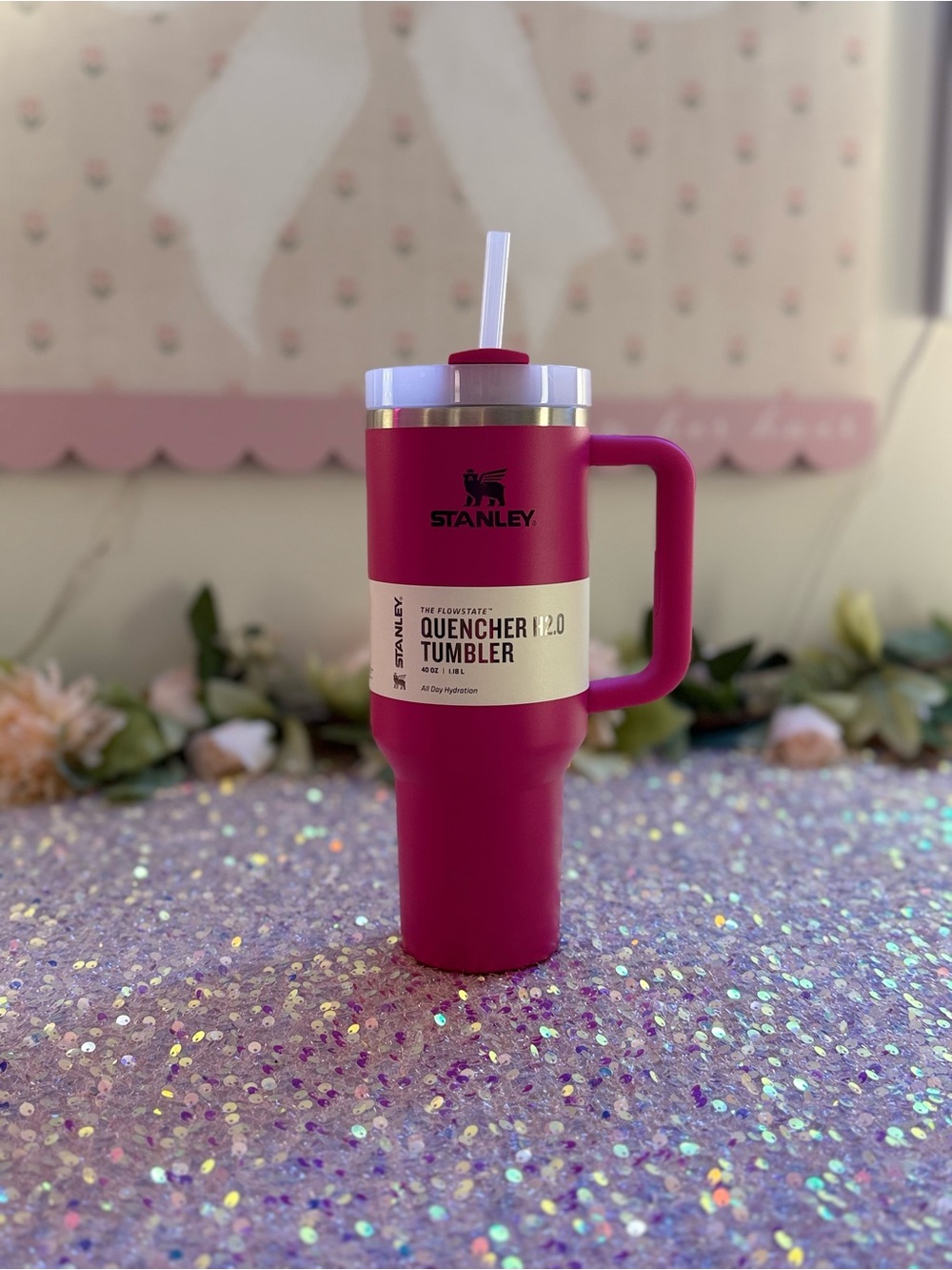 NWT Stanley 40 oz Quencher Tumbler in ‘Fuchsia’